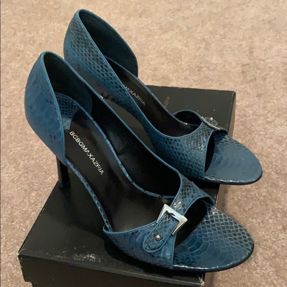 NIB BCBG Max Azria Python heels
